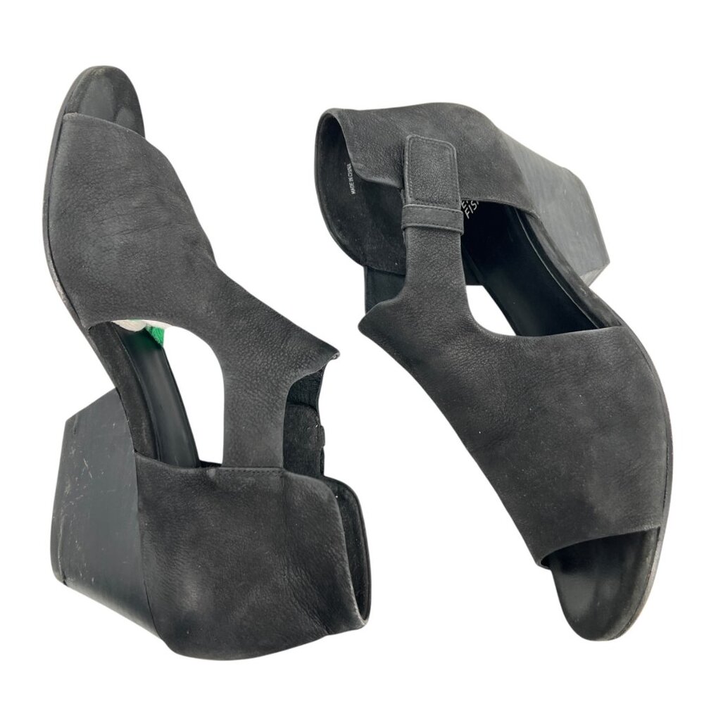 Eileen Fisher Iris Black Tumbled Nubuck Leather Stacked Heeled Sandal Size 9